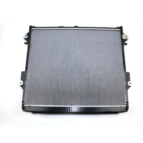 RADIATOR (13080) 5.7L V8 AUTOMATIC TRANSMISSION  REPLACEMENT FOR LEXUS LX570 2015 PARTSLINK NUMBER  TO3010326
