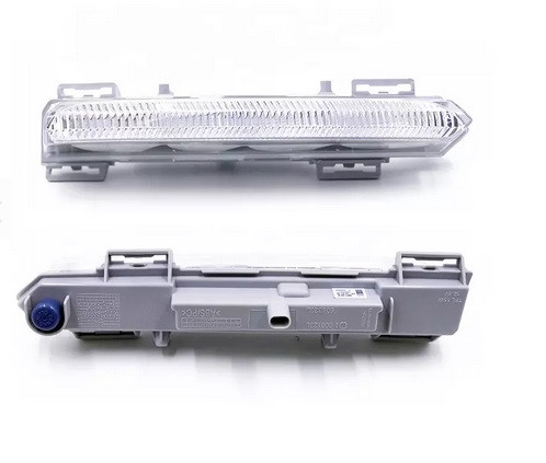 DAYTIME RUNNING LAMP RH HQ  REPLACEMENT FOR MERCEDES B250 2015 PARTSLINK NUMBER  MB2563108