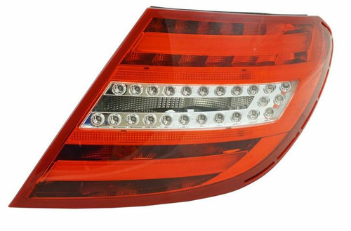 TAIL LAMP RH LED TYPE CPE/SDN HQ  REPLACEMENT FOR MERCEDES C250 2015 PARTSLINK NUMBER  MB2801135