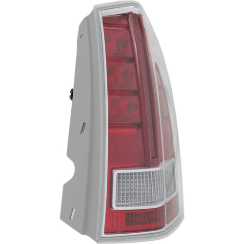 TAIL LAMP RH W/RED CENTER TRIM EXCLUDE JOHN VARVATOS FROM 03/19/2012 HQ   REPLACEMENT FOR CHRYSLER 300 2013 PARTSLINK NUMBER  CH2819134