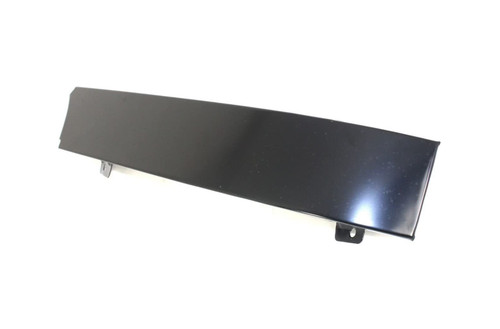 GRILLE LOWER OPENING MOULDING RH W/COMPOSITE HEAD LAMP GMC ONLY REPLACEMENT FOR GMC SAFARI VAN 2000 PARTSLINK NUMBER GM1213103 GRILLE LOWER OPENING MOULDING RH W/COMPOSITE HEAD LAMP GMC ONLY REPLACEMENT FOR GMC SAFARI VAN 2000 PARTSLINK NUMBER GM1213103