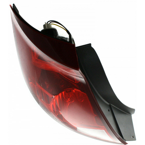 TAIL LAMP LH HQ REPLACEMENT FOR SATURN ION SEDAN 2005 PARTSLINK NUMBER GM2800163