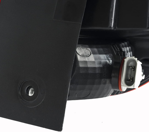 TAIL LAMP LH LED W/O BLACK TRIM CAPA   REPLACEMENT FOR DODGE JOURNEY 2013 PARTSLINK NUMBER   CH2804105C