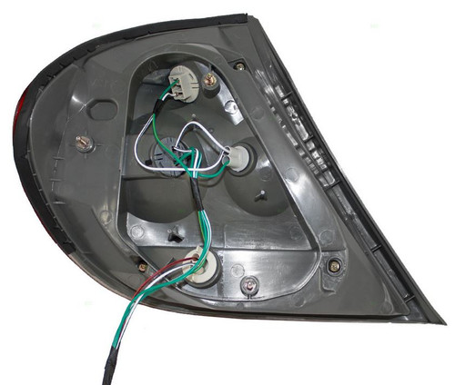 TAIL LAMP RH LE/XLE MODEL JAPAN BUILT HQ REPLACEMENT FOR TOYOTA CAMRY 2005 PARTSLINK NUMBER TO2819134