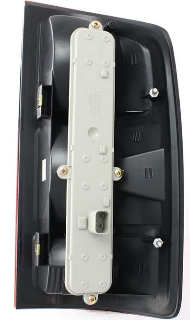 TAIL LAMP LH CAPA REPLACEMENT FOR DODGE PICKUP DODGE RAM 1500 2002 PARTSLINK NUMBER  CH2800147C