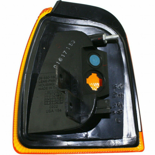SIGNAL LAMP FR RH HQ REPLACEMENT FOR FORD RANGER PICKUP 4WD 2002 PARTSLINK NUMBER  FO2521168