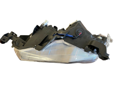 HEAD LAMP RH HALOGEN W/CHROME TRIM/BLACK BEZEL CAPA  REPLACEMENT FOR TOYOTA 4RUNNER 2015 PARTSLINK NUMBER  TO2519150C