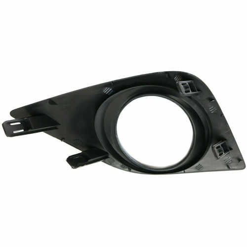 FOG LAMP BEZEL FR LH PAINTED SILVER/GRAY LE/LE ECO  REPLACEMENT FOR TOYOTA COROLLA SEDAN 2015 PARTSLINK NUMBER  TO1038196