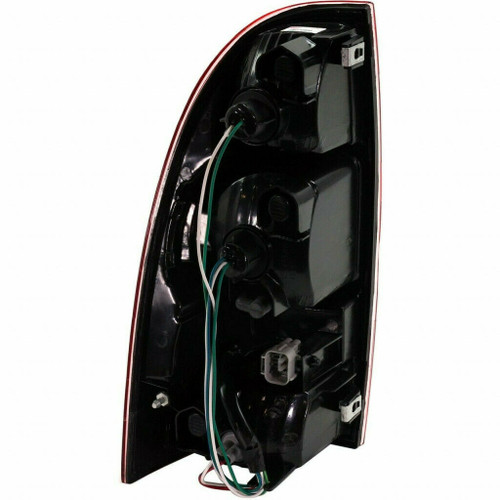 TAIL LAMP RH W/RED CENTER LENS HQ  REPLACEMENT FOR TOYOTA TACOMA PICKUP 2WD 2015 PARTSLINK NUMBER  TO2801158