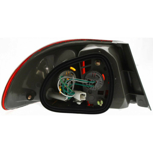 TAIL LAMP RH HQ REPLACEMENT FOR TOYOTA COROLLA SEDAN 2002 PARTSLINK NUMBER TO2801121 TAIL LAMP RH HQ REPLACEMENT FOR TOYOTA COROLLA SEDAN 2002 PARTSLINK NUMBER TO2801121