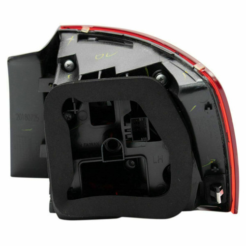 TAIL LAMP LH LED HQ REPLACEMENT FOR VOLKSWAGEN JETTA (TYPE 6) 2015 PARTSLINK NUMBER VW2804118 TAIL LAMP LH LED HQ REPLACEMENT FOR VOLKSWAGEN JETTA (TYPE 6) 2015 PARTSLINK NUMBER VW2804118