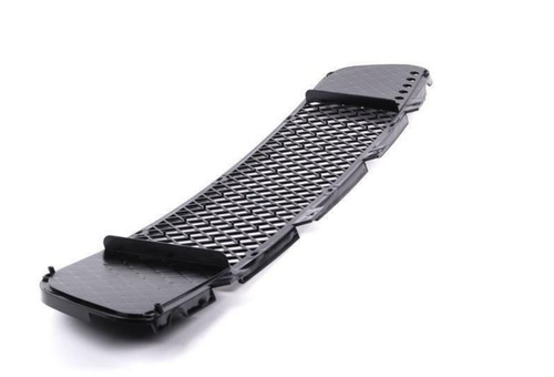 GRILLE LOWER REPLACEMENT FOR BMW M5 2003 PARTSLINK NUMBER BM1036106 GRILLE LOWER REPLACEMENT FOR BMW M5 2003 PARTSLINK NUMBER BM1036106
