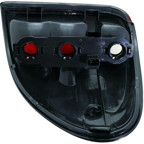 TAIL LAMP LH CAPA REPLACEMENT FOR CHRYSLER TOWN AND COUNTRY 2003 PARTSLINK NUMBER CH2800140C TAIL LAMP LH CAPA REPLACEMENT FOR CHRYSLER TOWN AND COUNTRY 2003 PARTSLINK NUMBER CH2800140C
