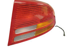 TAIL LAMP RH HQ REPLACEMENT FOR DODGE INTREPID 2003 PARTSLINK NUMBER  CH2801146