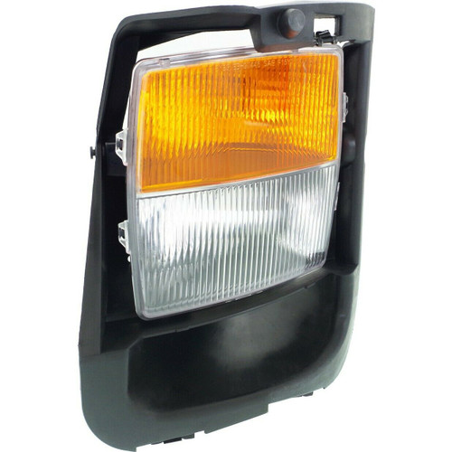 SIGNAL LAMP FR LH W/FOG HQ  REPLACEMENT FOR CADILLAC CTS-V SEDAN 2006 PARTSLINK NUMBER  GM2592153