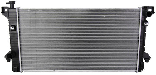 RADIATOR (13098) WITH STANDARD COOLING 4.6L/5.4L V8 AT   REPLACEMENT FOR LINCOLN NAVIGATOR 2013 PARTSLINK NUMBER  FO3010287