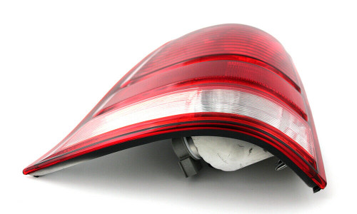 TAIL LAMP LH HQ REPLACEMENT FOR FORD FREESTAR 2006 PARTSLINK NUMBER FO2800183 TAIL LAMP LH HQ REPLACEMENT FOR FORD FREESTAR 2006 PARTSLINK NUMBER FO2800183