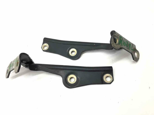 HOOD HINGE RH REPLACEMENT FOR MITSUBISHI MONTERO 2003 PARTSLINK NUMBER MI1236115 HOOD HINGE RH REPLACEMENT FOR MITSUBISHI MONTERO 2003 PARTSLINK NUMBER MI1236115