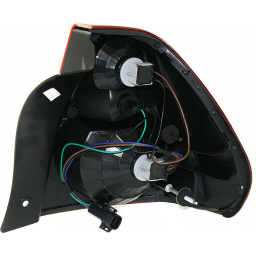 TAIL LAMP LH CAPA REPLACEMENT FOR CHEVROLET MALIBU 2004 PARTSLINK NUMBER GM2800165C TAIL LAMP LH CAPA REPLACEMENT FOR CHEVROLET MALIBU 2004 PARTSLINK NUMBER GM2800165C