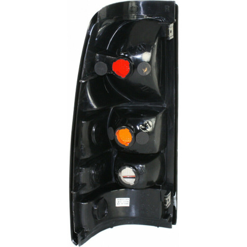 TAIL LAMP RH FLEET SIDE HQ REPLACEMENT FOR GMC PICKUP GMC SIERRA 1500 , 2500 3500 2004 PARTSLINK NUMBER GM2801177 TAIL LAMP RH FLEET SIDE HQ REPLACEMENT FOR GMC PICKUP GMC SIERRA 1500 , 2500 3500 2004 PARTSLINK NUMBER GM2801177