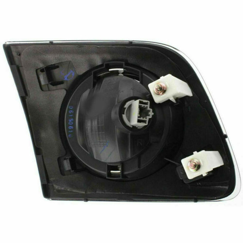 TRUNK LAMP RH (BACK-UP LAMP) SDN SPORT HQ REPLACEMENT FOR MAZDA MAZDA 3 2006 PARTSLINK NUMBER MA2883104 TRUNK LAMP RH (BACK-UP LAMP) SDN SPORT HQ REPLACEMENT FOR MAZDA MAZDA 3 2006 PARTSLINK NUMBER MA2883104