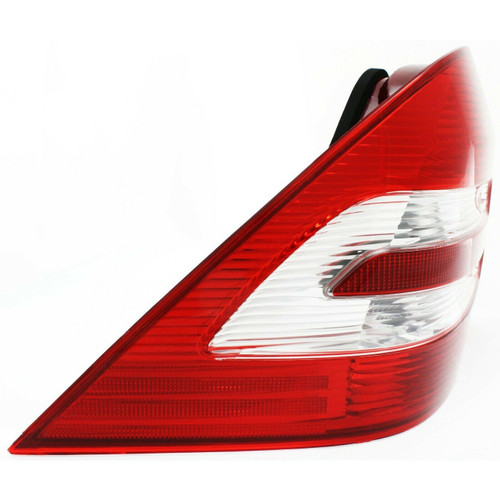 TAIL LAMP LH SDN HQ REPLACEMENT FOR MERCEDES C280 2006 PARTSLINK NUMBER MB2800117 TAIL LAMP LH SDN HQ REPLACEMENT FOR MERCEDES C280 2006 PARTSLINK NUMBER MB2800117