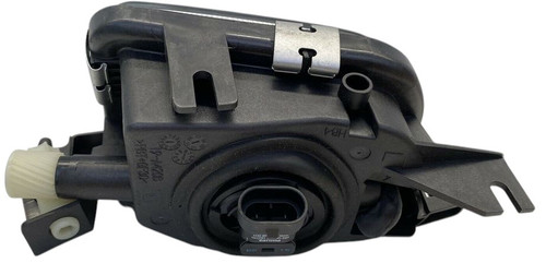 FOG LAMP FR LH W/O AMG PKG W/O BI-XENON HQ REPLACEMENT FOR MERCEDES C350 2006 PARTSLINK NUMBER MB2592109 FOG LAMP FR LH W/O AMG PKG W/O BI-XENON HQ REPLACEMENT FOR MERCEDES C350 2006 PARTSLINK NUMBER MB2592109