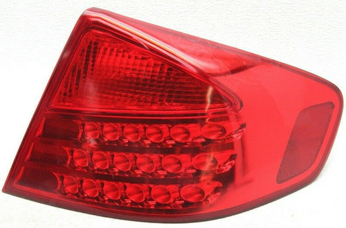 TAIL LAMP RH HQ REPLACEMENT FOR INFINITI G35 SEDAN 2004 PARTSLINK NUMBER IN2801113 TAIL LAMP RH HQ REPLACEMENT FOR INFINITI G35 SEDAN 2004 PARTSLINK NUMBER IN2801113