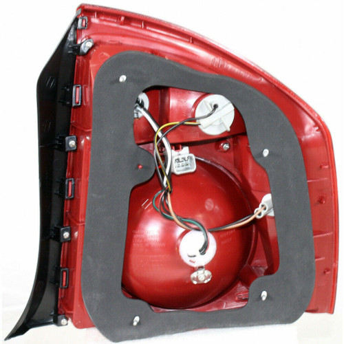 TAIL LAMP LH HQ REPLACEMENT FOR KIA SPECTRA(SEDAN) 2004 PARTSLINK NUMBER KI2800123 TAIL LAMP LH HQ REPLACEMENT FOR KIA SPECTRA(SEDAN) 2004 PARTSLINK NUMBER KI2800123