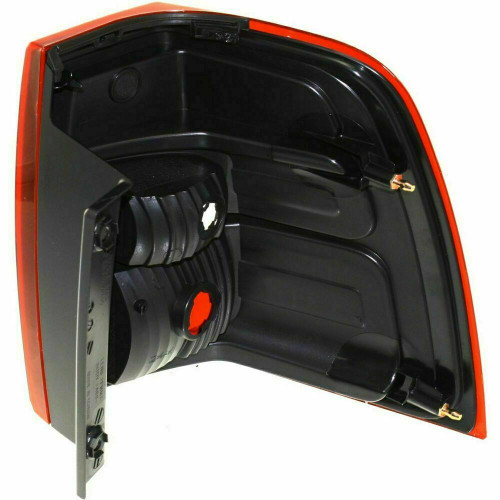 TAIL LAMP LH CAPA REPLACEMENT FOR FORD EXPEDITION 2007 PARTSLINK NUMBER  FO2800201C