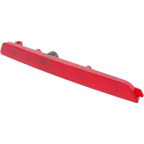 REFLECTOR RR RH ON BUMPER SDN/HB REPLACEMENT FOR MAZDA MAZDA 3 2004 PARTSLINK NUMBER MA1185100