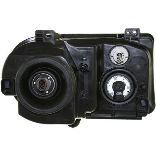 HEAD LAMP LH 5.7L CAPA REPLACEMENT FOR CHRYSLER 300 2009 PARTSLINK NUMBER CH2502167C HEAD LAMP LH 5.7L CAPA REPLACEMENT FOR CHRYSLER 300 2009 PARTSLINK NUMBER CH2502167C