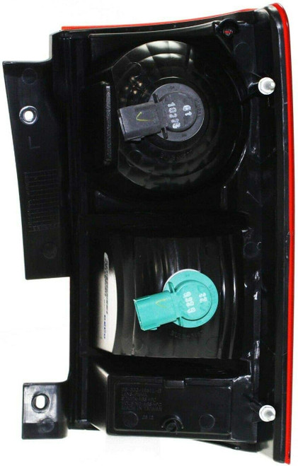 TAIL LAMP LH HQ   REPLACEMENT FOR CHRYSLER TOWN AND COUNTRY 2009 PARTSLINK NUMBER  CH2800179