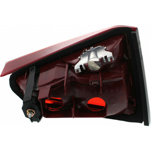 TRUNK LAMP RH (BACK-UP LAMP) BULB TYPE HQ REPLACEMENT FOR AUDI A4 2011 PARTSLINK NUMBER AU2803100 TRUNK LAMP RH (BACK-UP LAMP) BULB TYPE HQ REPLACEMENT FOR AUDI A4 2011 PARTSLINK NUMBER AU2803100