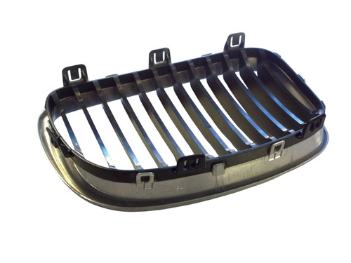 GRILLE LH CHROME/BLACK CPE/CONV  REPLACEMENT FOR BMW 1 SERIES 2012 PARTSLINK NUMBER  BM1200238