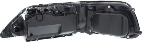 HEAD LAMP RH HID HQ REPLACEMENT FOR LINCOLN TOWN CAR 2007 PARTSLINK NUMBER FO2503242 HEAD LAMP RH HID HQ REPLACEMENT FOR LINCOLN TOWN CAR 2007 PARTSLINK NUMBER FO2503242