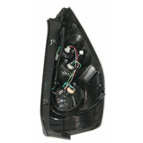 TAIL LAMP RH W/XENON HEAD LAMP HQ REPLACEMENT FOR MAZDA MAZDA 5 2007 PARTSLINK NUMBER MA2801145 TAIL LAMP RH W/XENON HEAD LAMP HQ REPLACEMENT FOR MAZDA MAZDA 5 2007 PARTSLINK NUMBER MA2801145