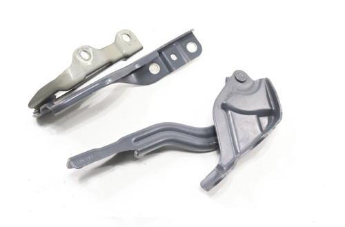 HOOD HINGE LH STEEL REPLACEMENT FOR HYUNDAI VENUE 2020 PARTSLINK NUMBER HY1236192 HOOD HINGE LH STEEL REPLACEMENT FOR HYUNDAI VENUE 2020 PARTSLINK NUMBER HY1236192