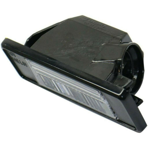 LICENSE PLATE LAMP RR LH/ RH CAPA REPLACEMENT FOR NISSAN QASHQAI (CANADA) 2020 PARTSLINK NUMBER NI2870105C LICENSE PLATE LAMP RR LH/ RH CAPA REPLACEMENT FOR NISSAN QASHQAI (CANADA) 2020 PARTSLINK NUMBER NI2870105C