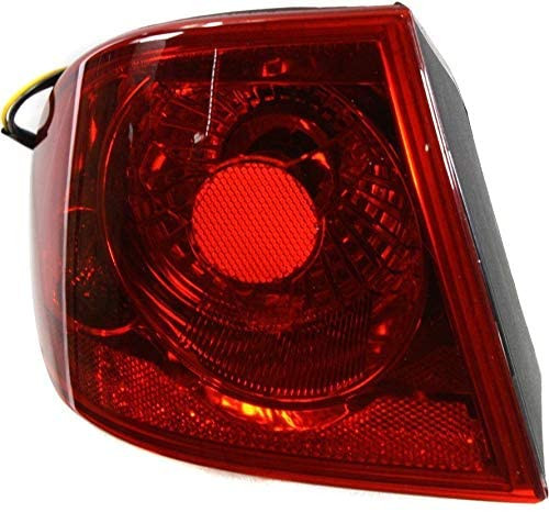 TAIL LAMP LH HQ REPLACEMENT FOR BUICK REGAL 2002 PARTSLINK NUMBER GM2818175 TAIL LAMP LH HQ REPLACEMENT FOR BUICK REGAL 2002 PARTSLINK NUMBER GM2818175