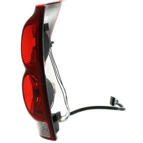 TAIL LAMP LH HQ REPLACEMENT FOR CHEVROLET AVALANCHE 2002 PARTSLINK NUMBER GM2800153 TAIL LAMP LH HQ REPLACEMENT FOR CHEVROLET AVALANCHE 2002 PARTSLINK NUMBER GM2800153