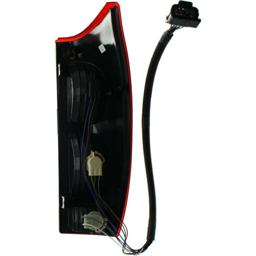 TAIL LAMP LH HQ REPLACEMENT FOR CHEVROLET AVALANCHE 2002 PARTSLINK NUMBER GM2800153 TAIL LAMP LH HQ REPLACEMENT FOR CHEVROLET AVALANCHE 2002 PARTSLINK NUMBER GM2800153