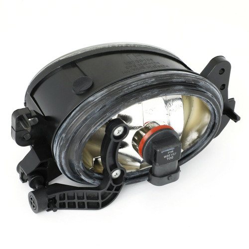 FOG LAMP FR RH W/HID HEAD LAMP W/O AMG CAPA REPLACEMENT FOR MERCEDES CLS550 2010 PARTSLINK NUMBER MB2593117C FOG LAMP FR RH W/HID HEAD LAMP W/O AMG CAPA REPLACEMENT FOR MERCEDES CLS550 2010 PARTSLINK NUMBER MB2593117C