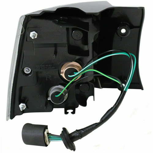 TAIL LAMP RH HQ REPLACEMENT FOR MITSUBISHI OUTLANDER 2010 PARTSLINK NUMBER MI2805104 TAIL LAMP RH HQ REPLACEMENT FOR MITSUBISHI OUTLANDER 2010 PARTSLINK NUMBER MI2805104