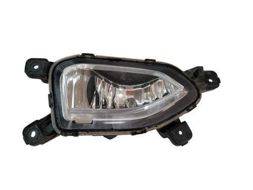FOG LAMP FR RH EXCLUDE EV MODEL CAPA REPLACEMENT FOR HYUNDAI KONA 2019 PARTSLINK NUMBER HY2593169C FOG LAMP FR RH EXCLUDE EV MODEL CAPA REPLACEMENT FOR HYUNDAI KONA 2019 PARTSLINK NUMBER HY2593169C