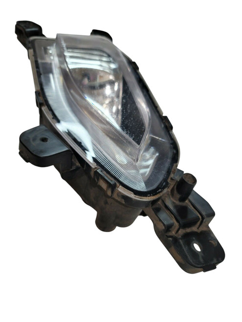 FOG LAMP FR RH EXCLUDE EV MODEL HQ REPLACEMENT FOR HYUNDAI KONA 2019 PARTSLINK NUMBER HY2593169 FOG LAMP FR RH EXCLUDE EV MODEL HQ REPLACEMENT FOR HYUNDAI KONA 2019 PARTSLINK NUMBER HY2593169