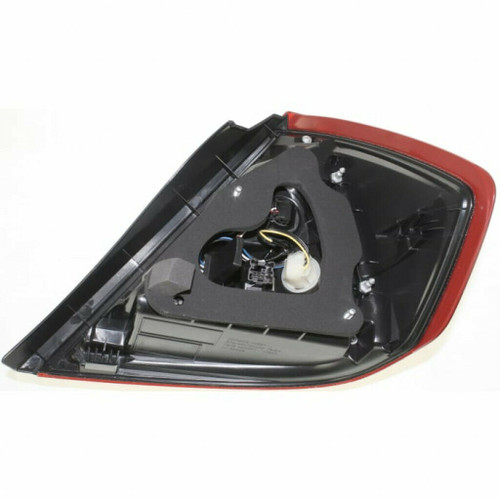 TAIL LAMP LH SDN HQ REPLACEMENT FOR NISSAN VERSA - SDN/HB 2010 PARTSLINK NUMBER NI2800185 TAIL LAMP LH SDN HQ REPLACEMENT FOR NISSAN VERSA - SDN/HB 2010 PARTSLINK NUMBER NI2800185