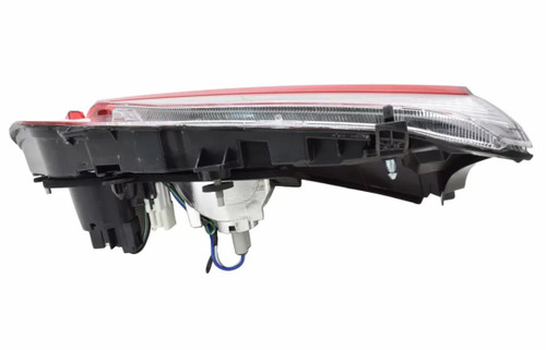 TRUNK LAMP RH NORTH AMERICAN BUILT CAPA REPLACEMENT FOR TOYOTA RAV 4 2020 PARTSLINK NUMBER TO2803148C TRUNK LAMP RH NORTH AMERICAN BUILT CAPA REPLACEMENT FOR TOYOTA RAV 4 2020 PARTSLINK NUMBER TO2803148C