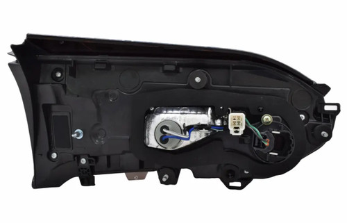 TRUNK LAMP RH NORTH AMERICAN BUILT CAPA REPLACEMENT FOR TOYOTA RAV 4 2020 PARTSLINK NUMBER TO2803148C TRUNK LAMP RH NORTH AMERICAN BUILT CAPA REPLACEMENT FOR TOYOTA RAV 4 2020 PARTSLINK NUMBER TO2803148C