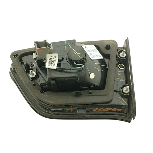 TRUNK LAMP LH W/O LED CAPA REPLACEMENT FOR JEEP COMPASS MP 2019 PARTSLINK NUMBER CH2802115C TRUNK LAMP LH W/O LED CAPA REPLACEMENT FOR JEEP COMPASS MP 2019 PARTSLINK NUMBER CH2802115C